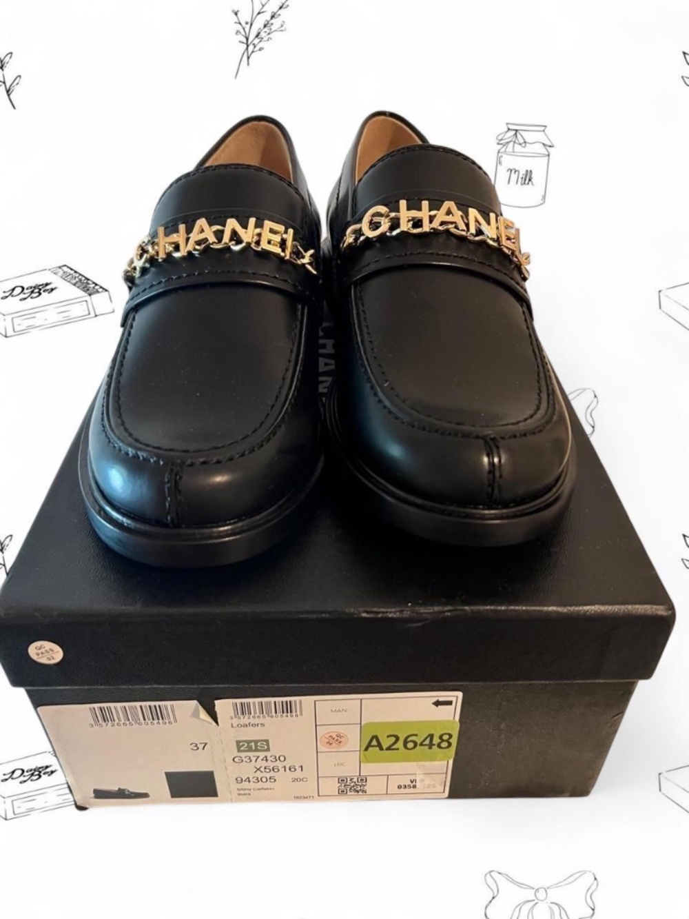 CHANEL BLACK PATENT LOAFER GOLD CHAIN SZ 37